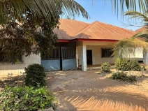 Grande maison disponible - photo 1